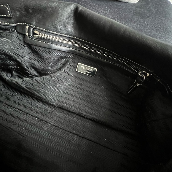 Vintage Prada purse with certificate of authenticity - Picture 8 of 8